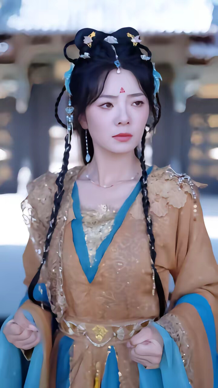 《郡主回京!全皇朝追着吃瓜》剧照