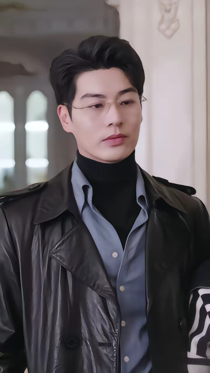 《给我亲一下能咋滴》剧照