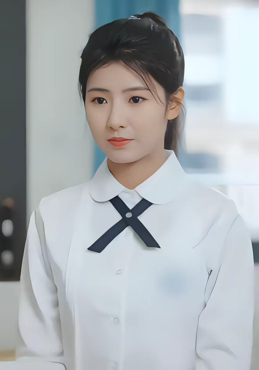 《喃喃夏时天》剧照