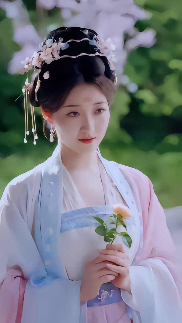 《助君步青云》剧照