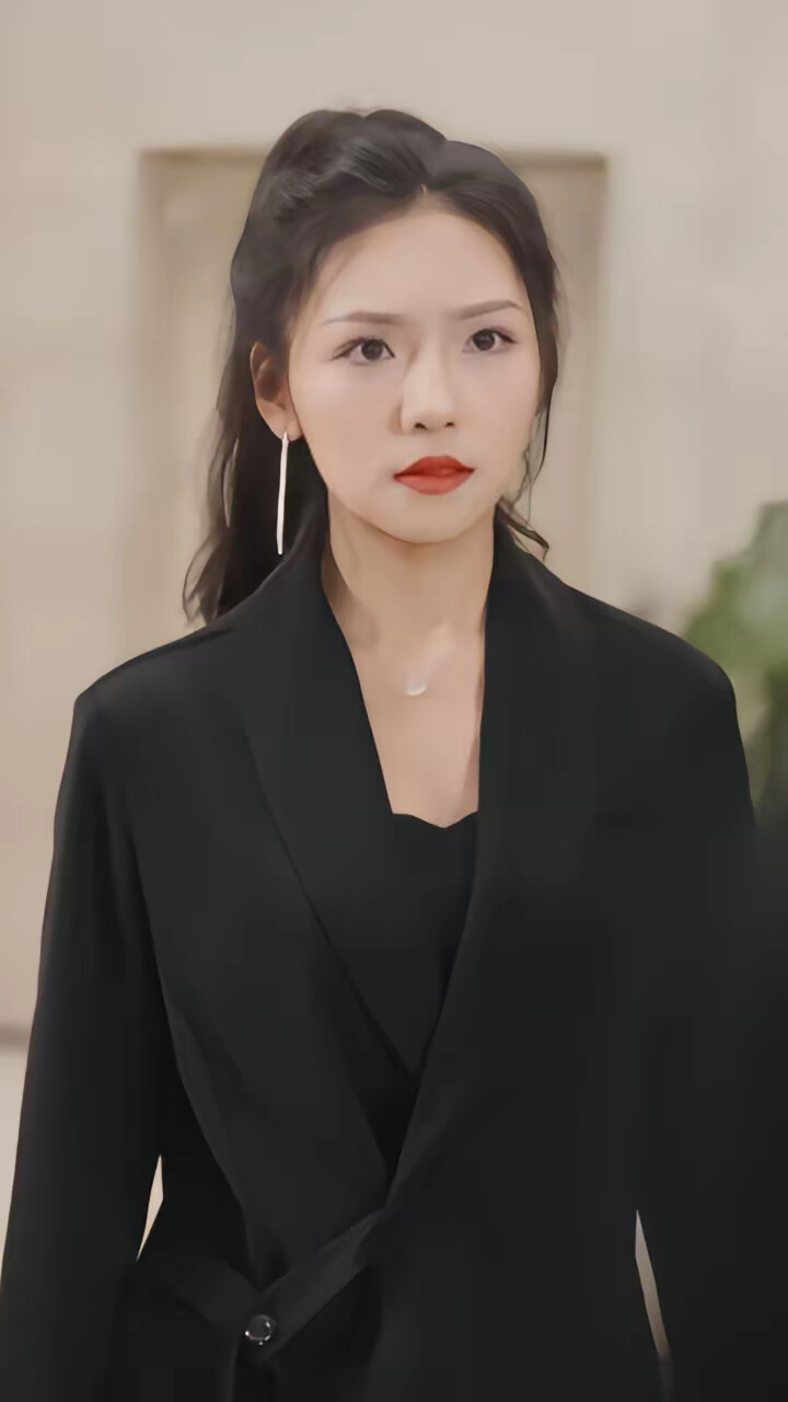 《在宫少的心尖上烙个吻》剧照