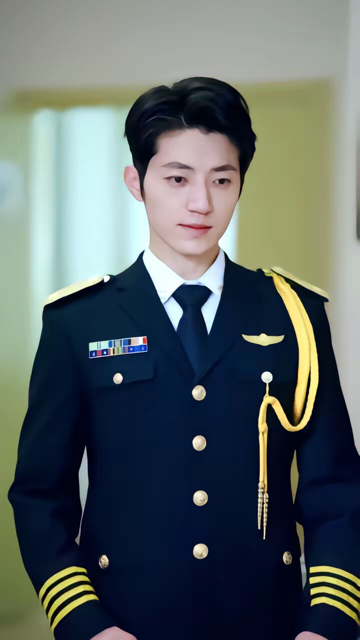 《闪婚后,顾指挥独宠农家娇妻》剧照