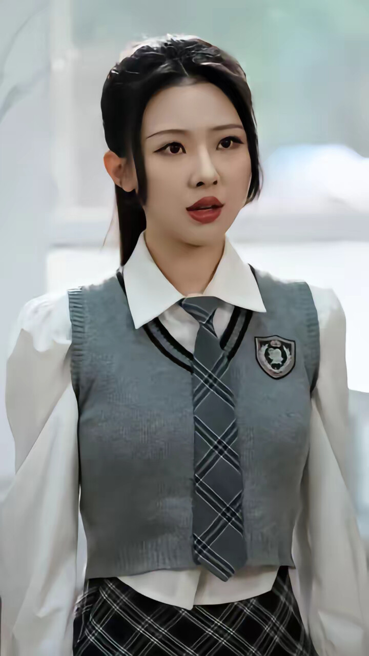 《老大当腻了现在我只想好好读书》剧照