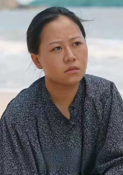 《团宠小龙宝,她带全家嘎嘎炫肉》剧照