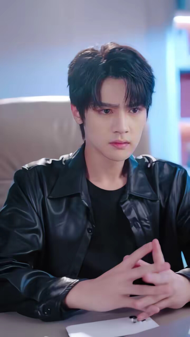 《玛丽苏天花板,不确定再看看》剧照