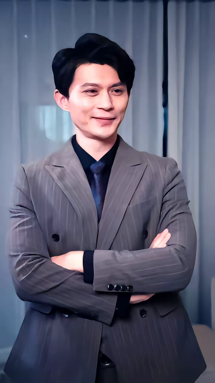 《透视神医之我在花都悬壶济世》剧照