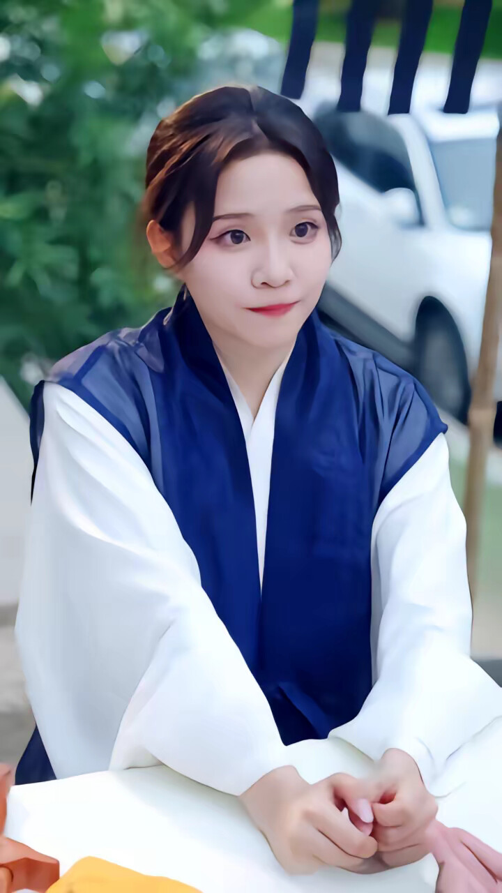 《落难千金竟是玄学老祖》剧照