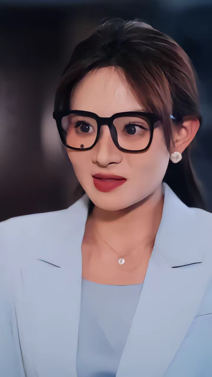 《当丑女遇上总裁》剧照