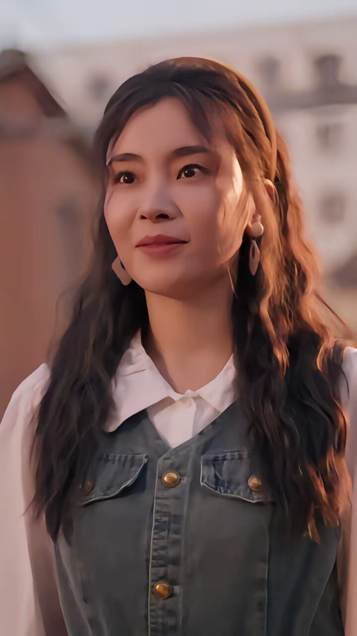 《渔猎东北,挖参后带老婆顿顿肉》剧照