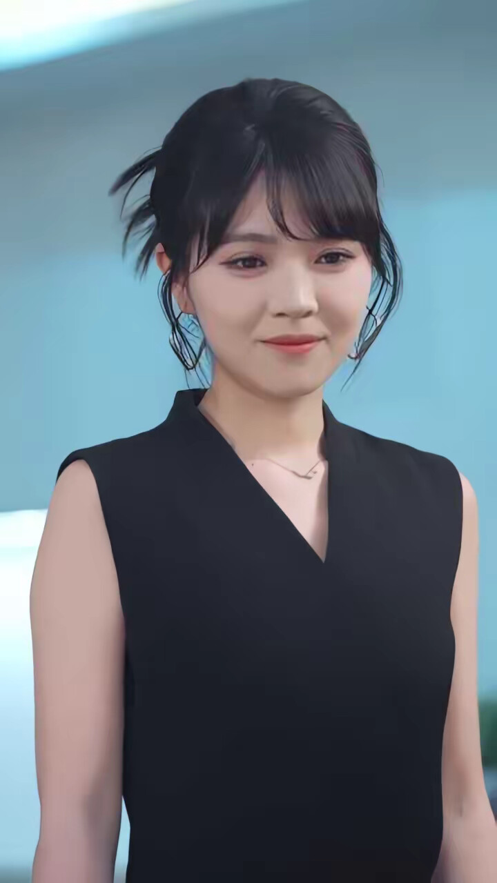 《重生后,亲爹把她宠上天》剧照