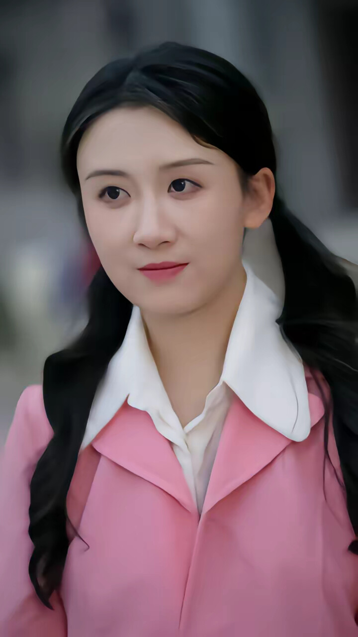 《七零小孕妻,被全家团宠》剧照