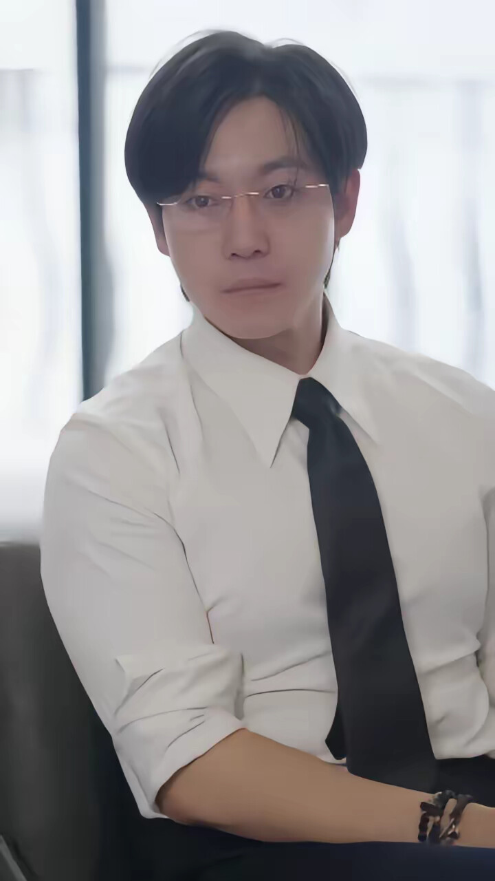 《她在星河之洲》剧照