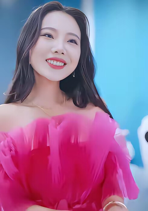 《街头整蛊：校花以为我好欺负》剧照