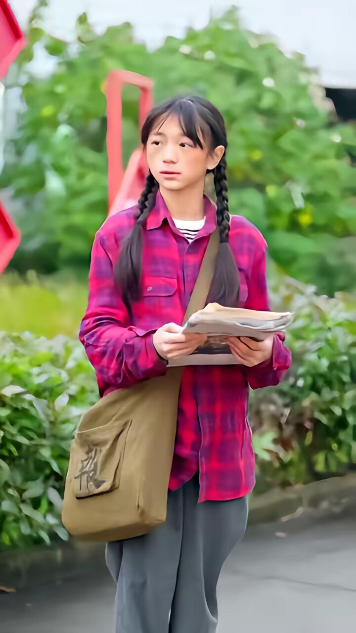 《小小的她》剧照