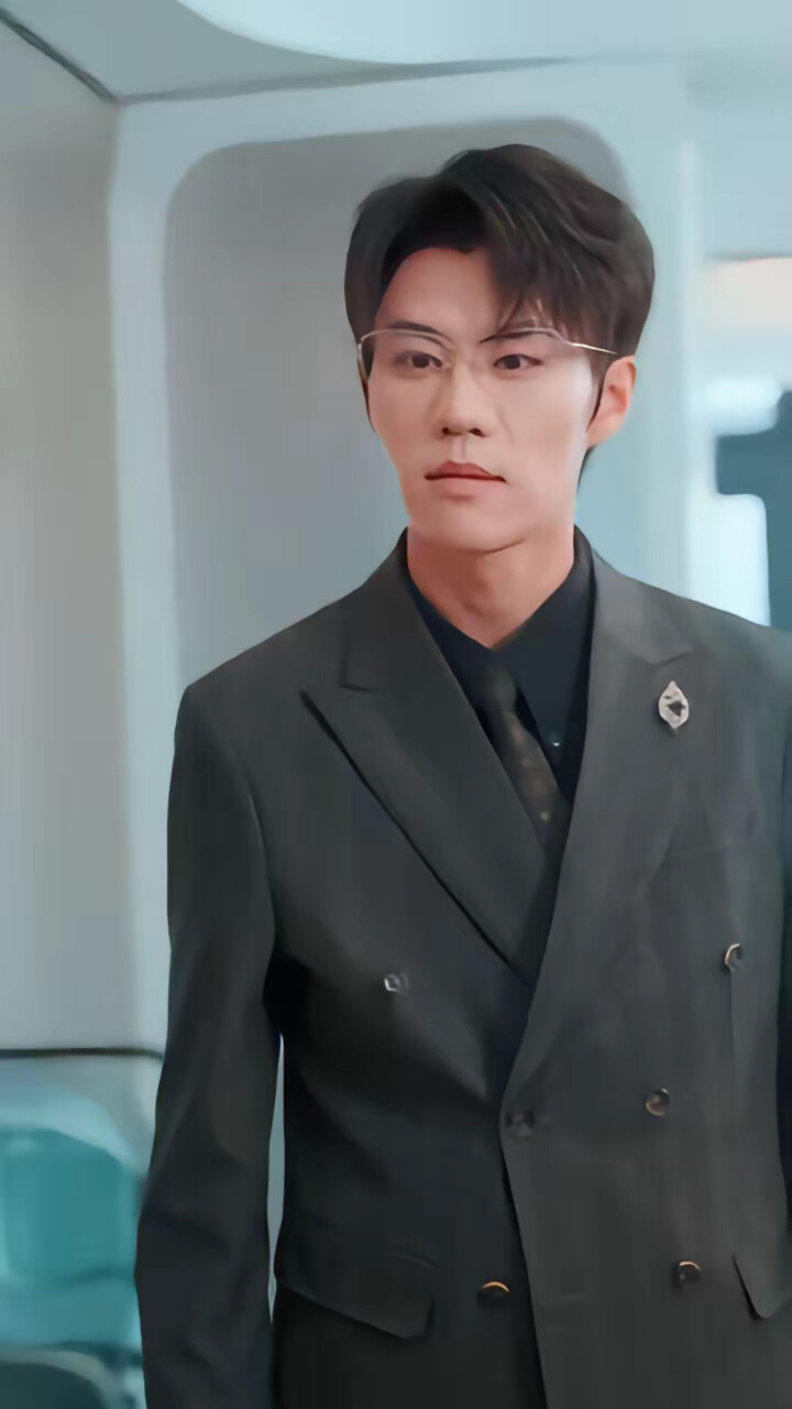 《离婚当天,才知心机死对头暗恋我十年》剧照