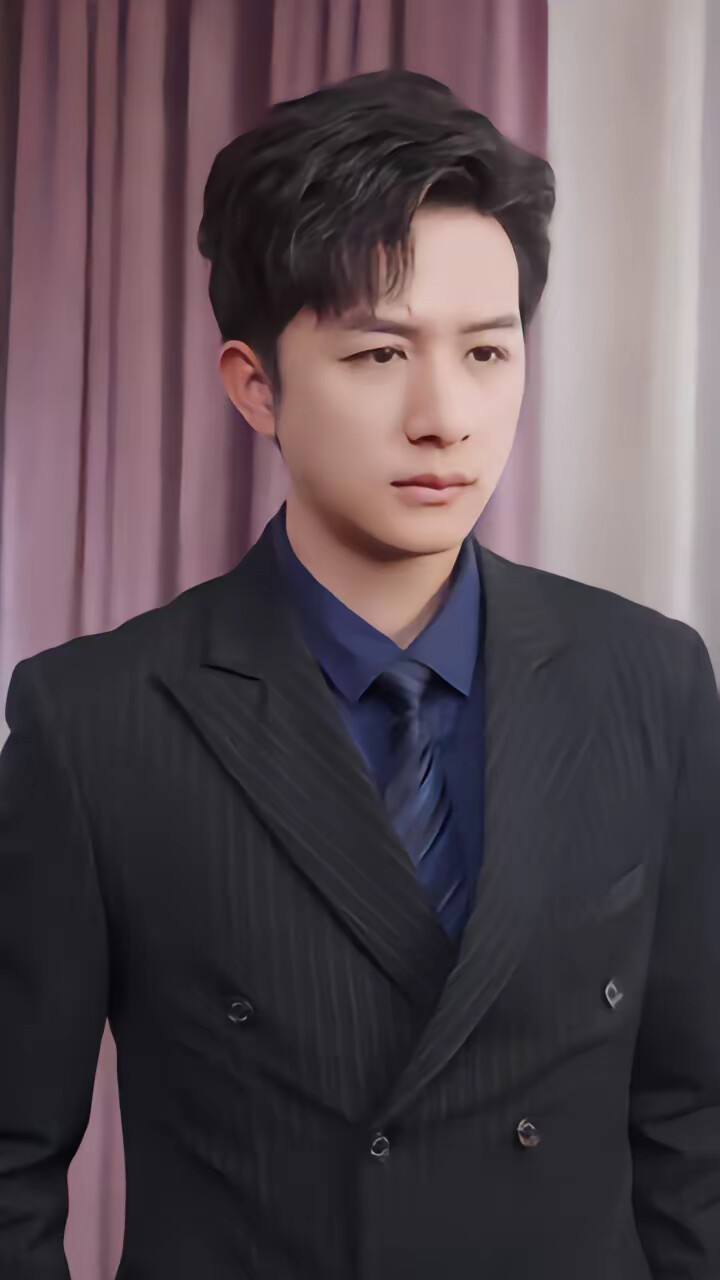 《捡来的夫人是大佬》剧照