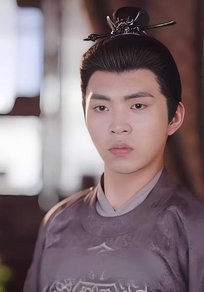 《万军跪迎：长公主回朝登基》剧照