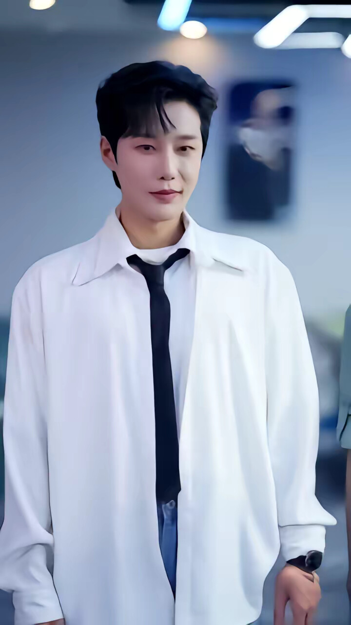 《南山可采莓》剧照