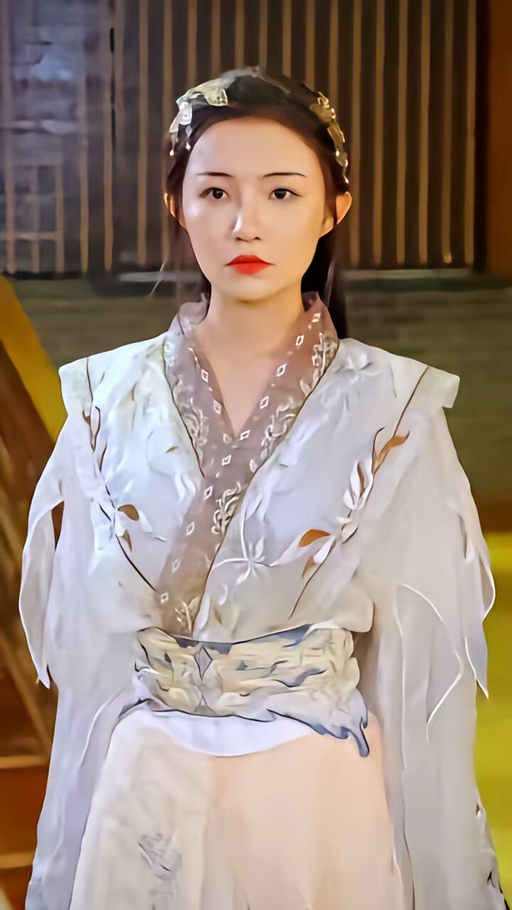 《拒掌昆仑下山去，反手弑仙镇天门》剧照