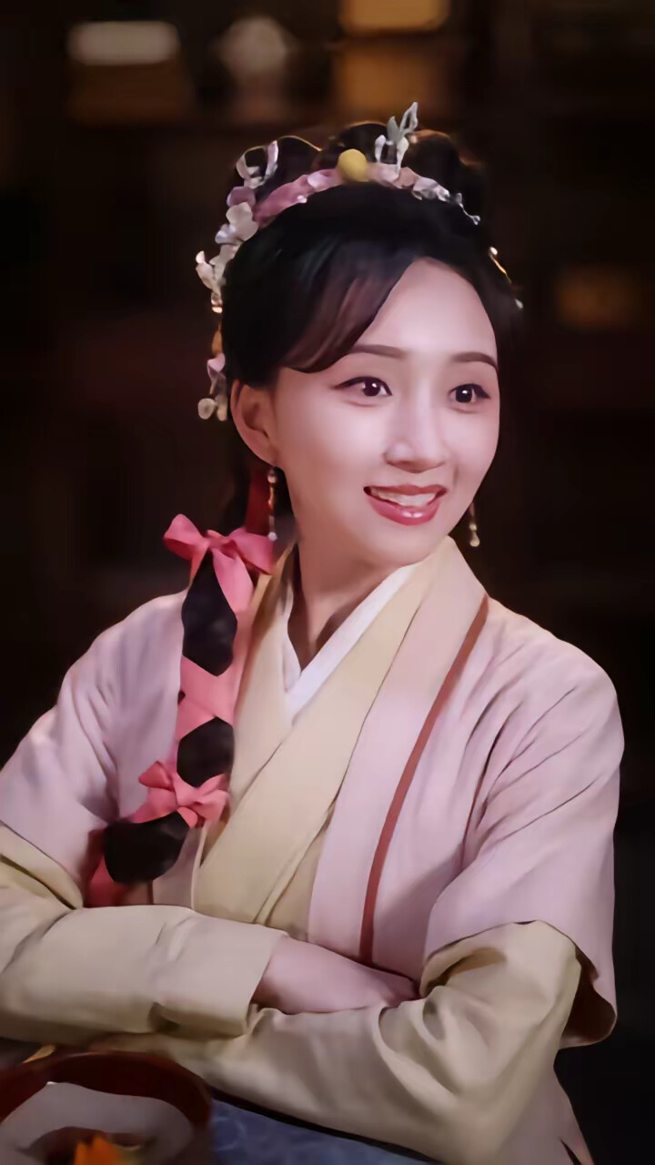 《解锁兽语：冲喜小可怜成百兽团宠》剧照