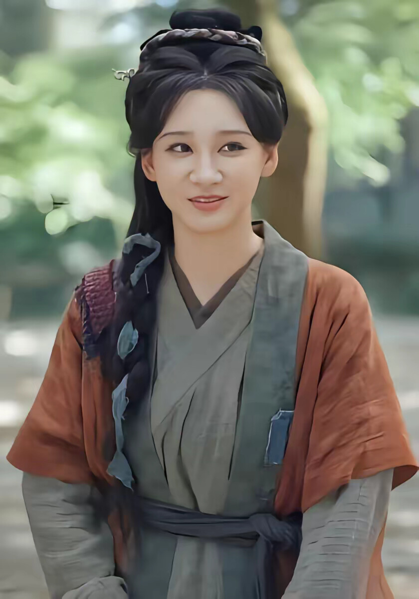 《我在荒年收古董》剧照