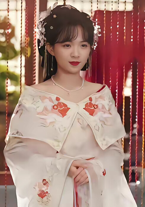 《妖妃当道，满朝文武下跪求饶》剧照