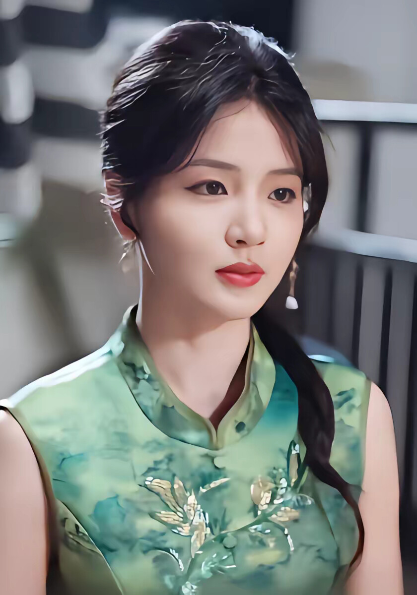 《月光洒下离人巷》剧照