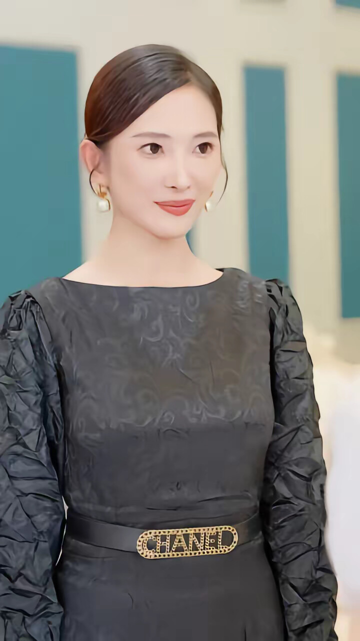 《退隐后我成了美女保镖》剧照