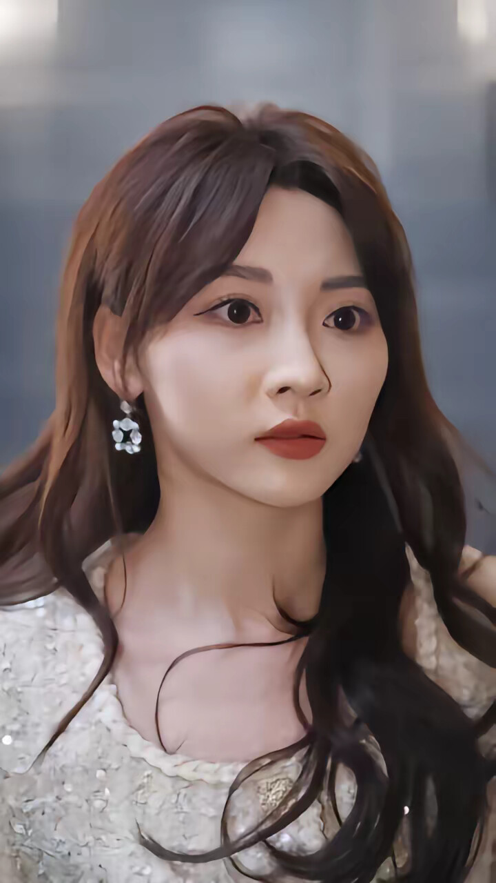 《她从深渊中走来》剧照