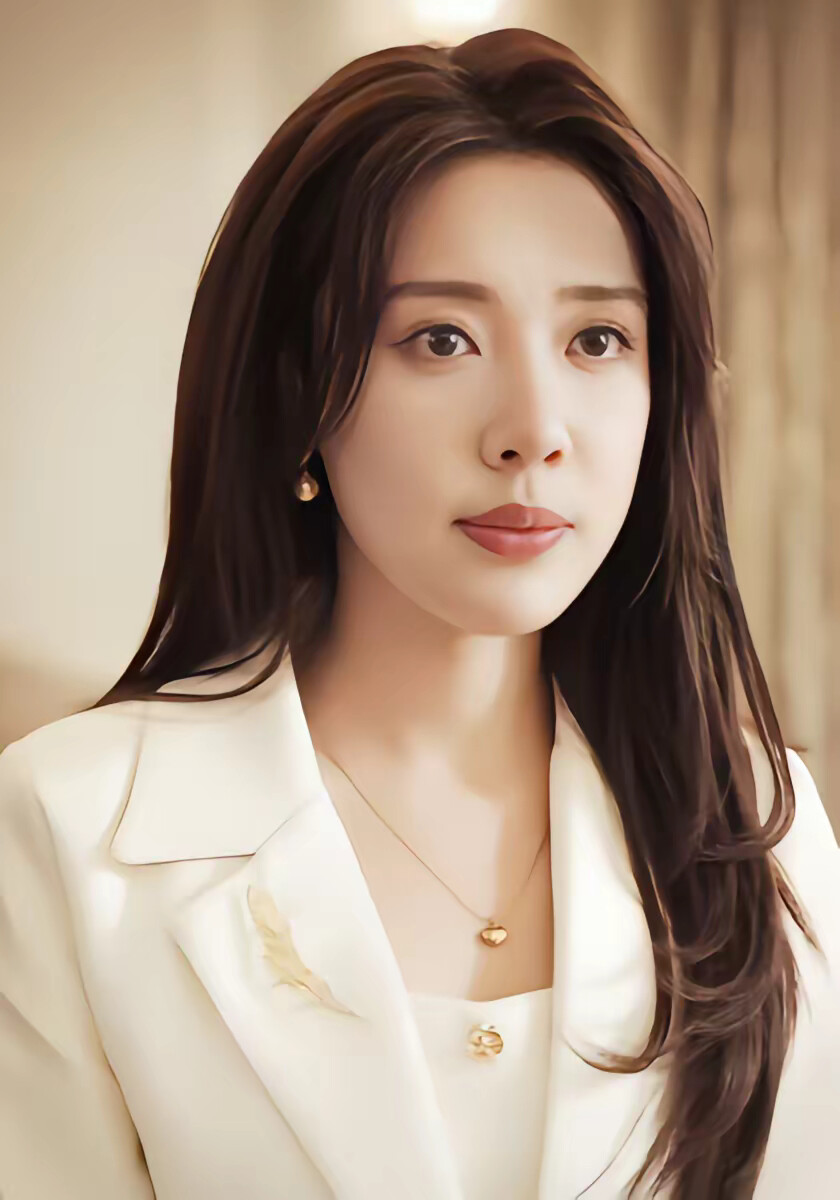 《她从风暴中走来》剧照