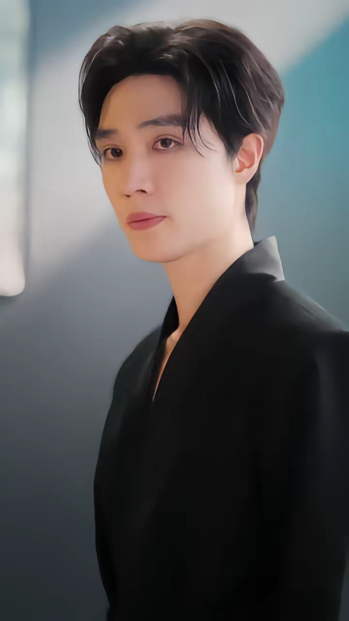 《娇藏蔷薇》剧照