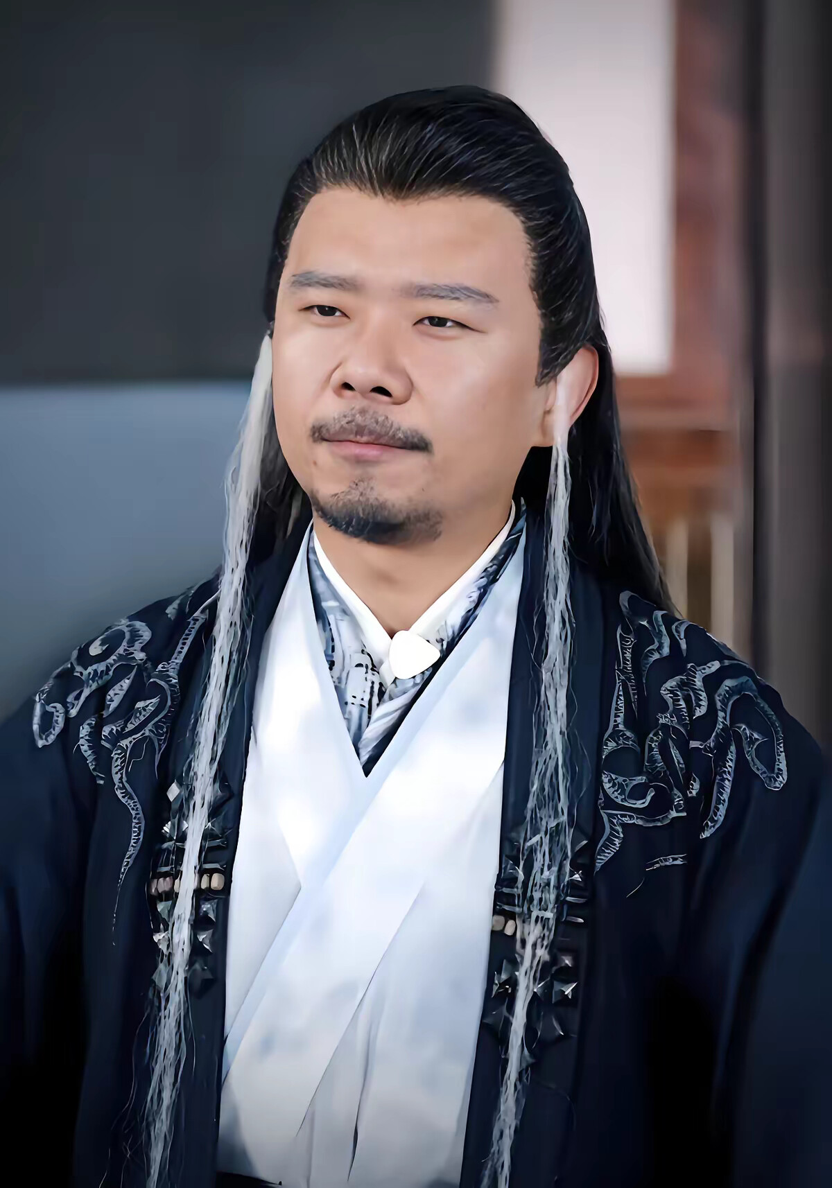 《皇室潜修二十年，开局陆地神仙》剧照