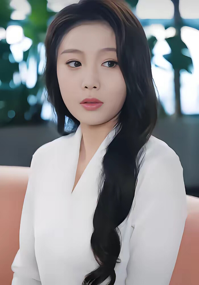 《他真的不是凡人》剧照