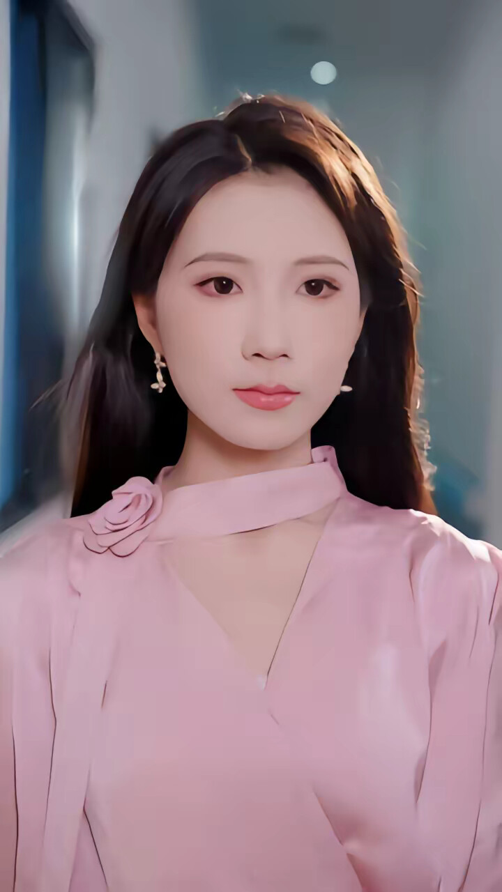 《灵宝下山，沈先生的玄学小外挂》剧照