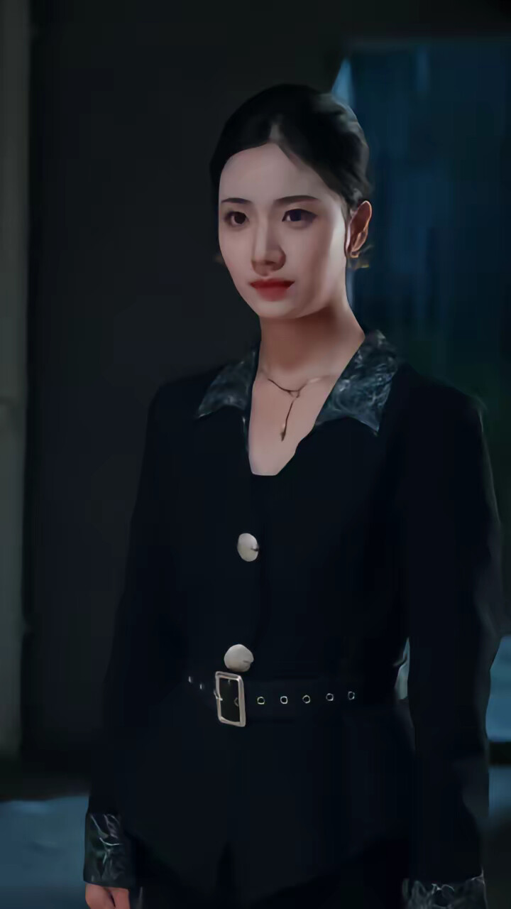 《神女为我下凡尘》剧照