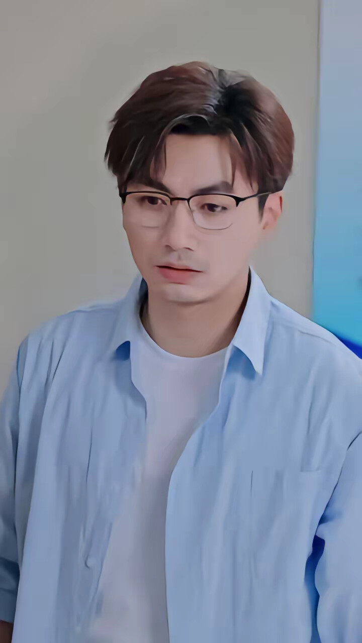 《迟开的向阳花》剧照