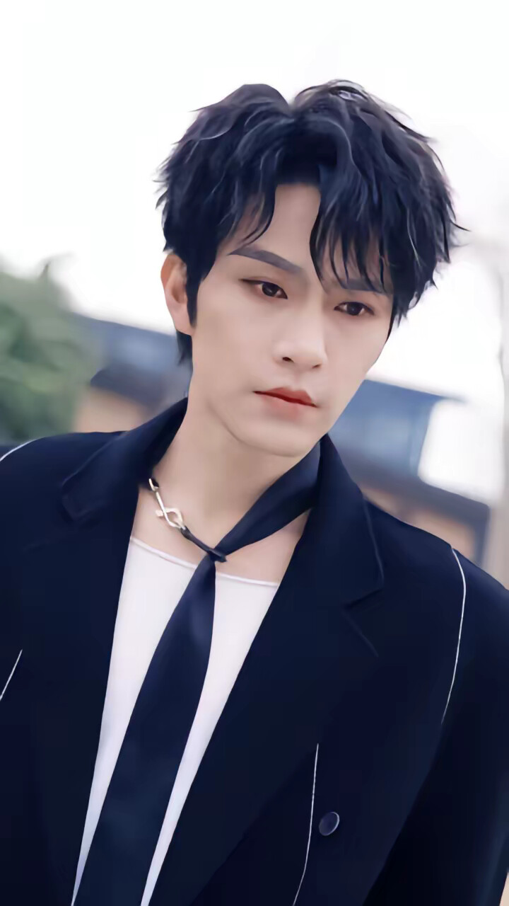 《被全网读心后，我成全民团宠》剧照