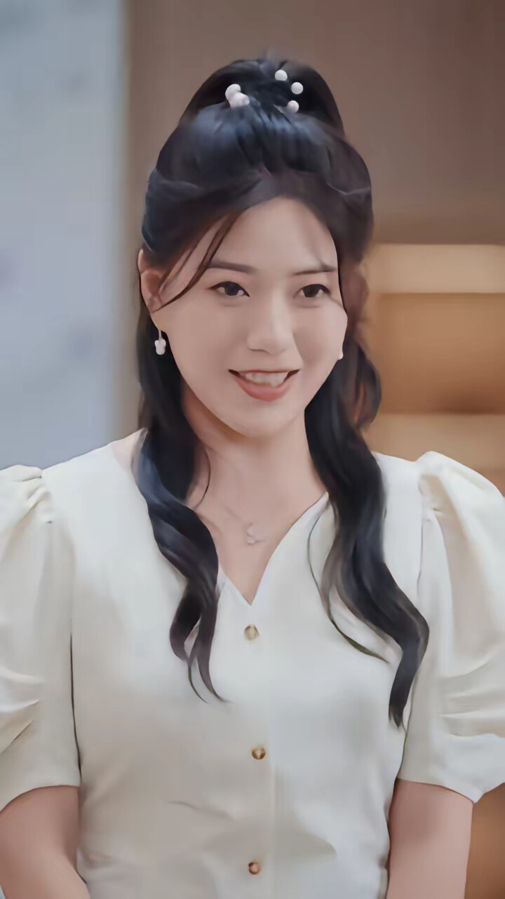 《退婚后被三个大佬哥哥宠上天》剧照