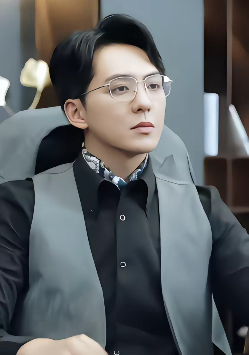 《与他同居》剧照