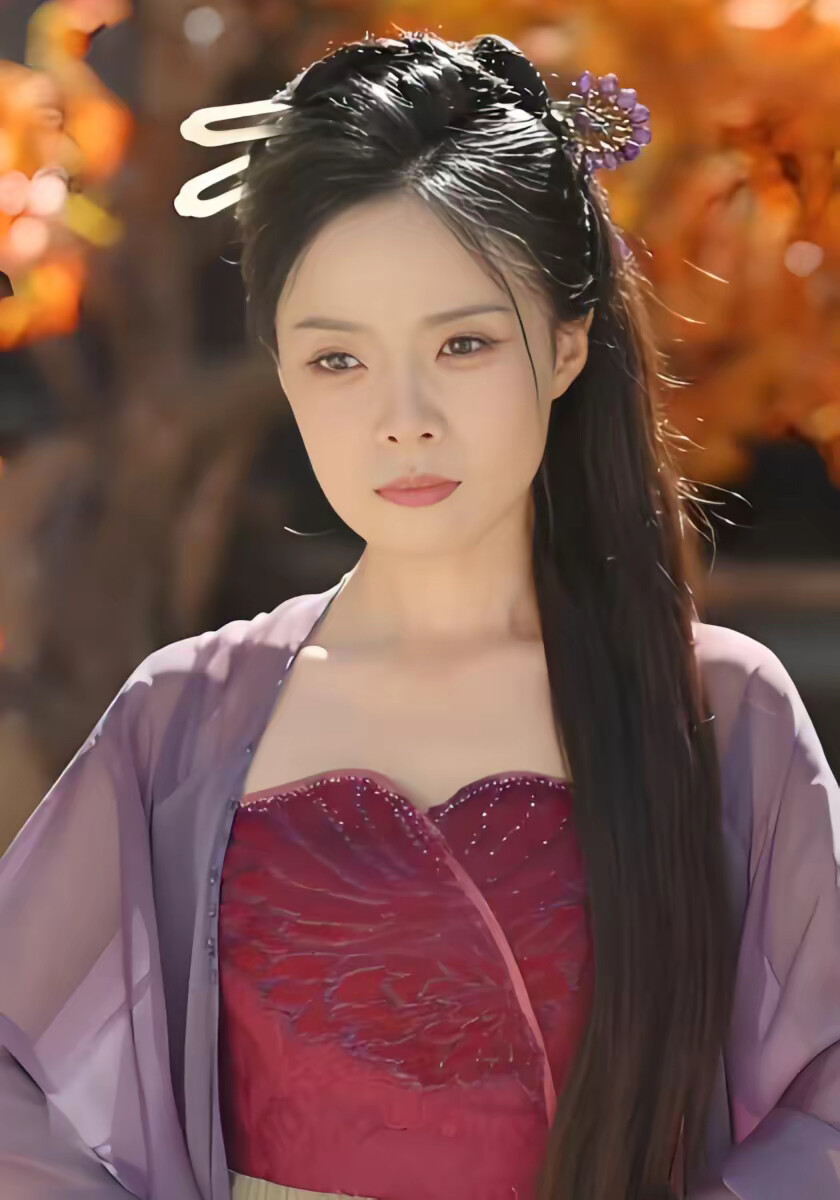 《好运旺荒年，乌鸦宝宝带继娘吃肉》剧照