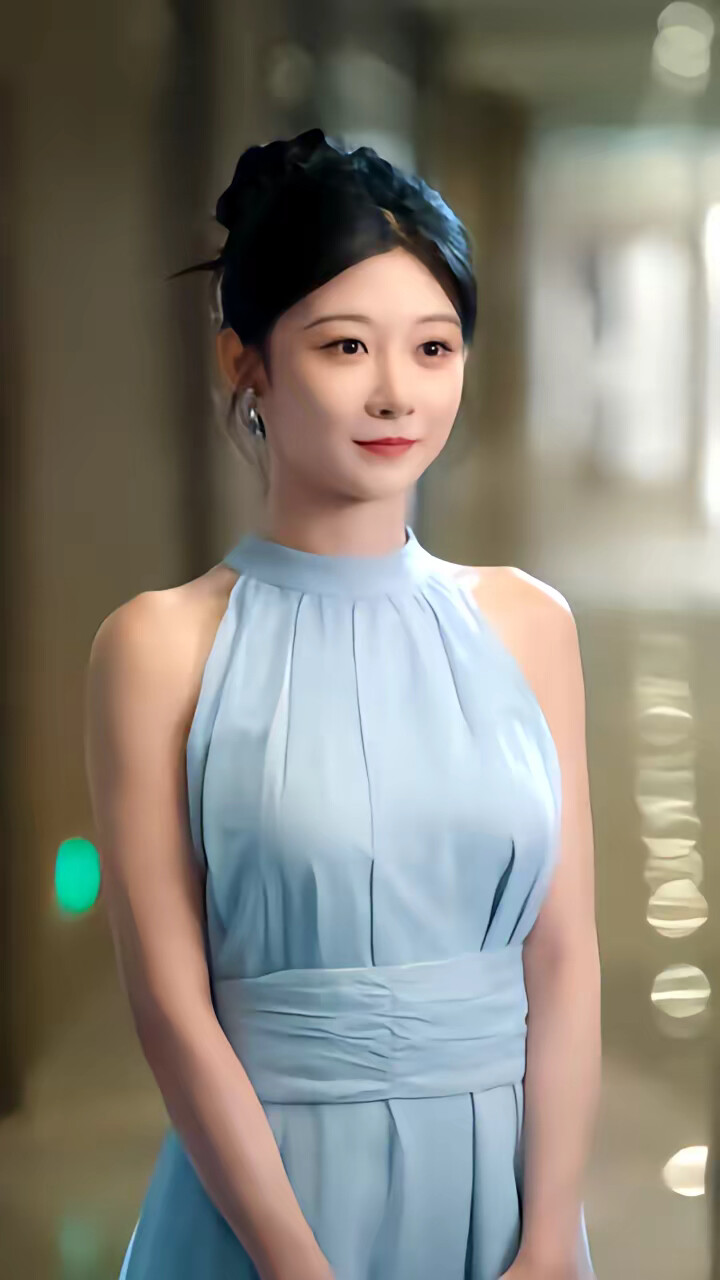 《为苟命我抱紧死对头大腿》剧照