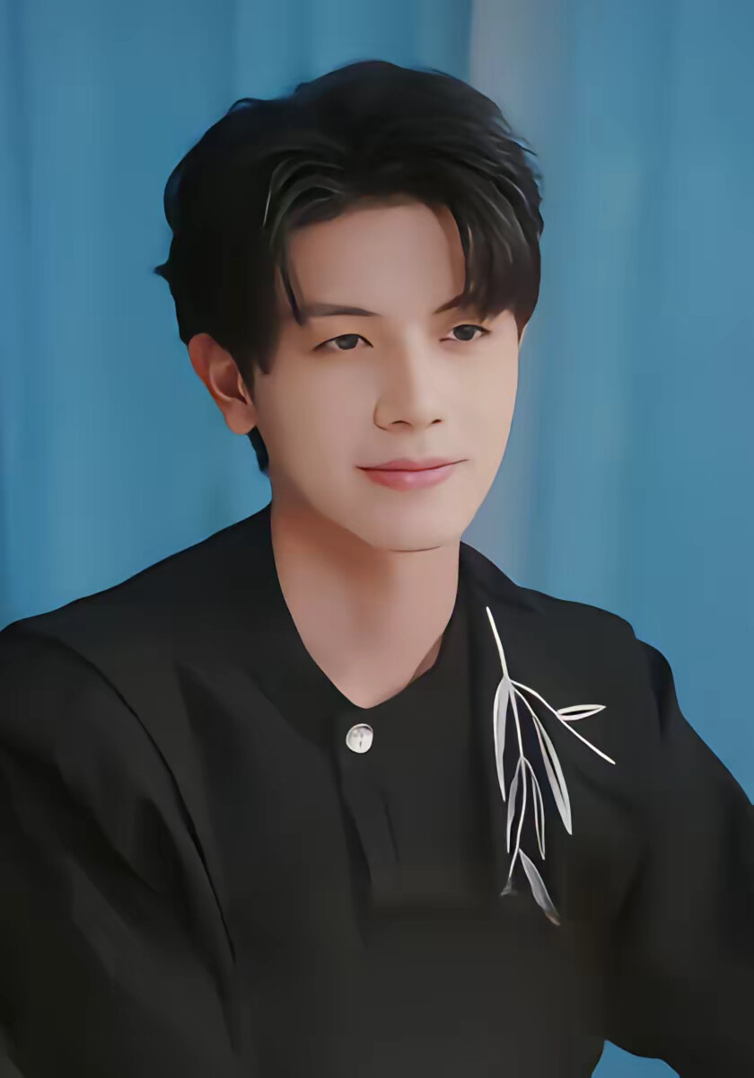 《早逝白月光穿十一年后，成全家福星2》剧照