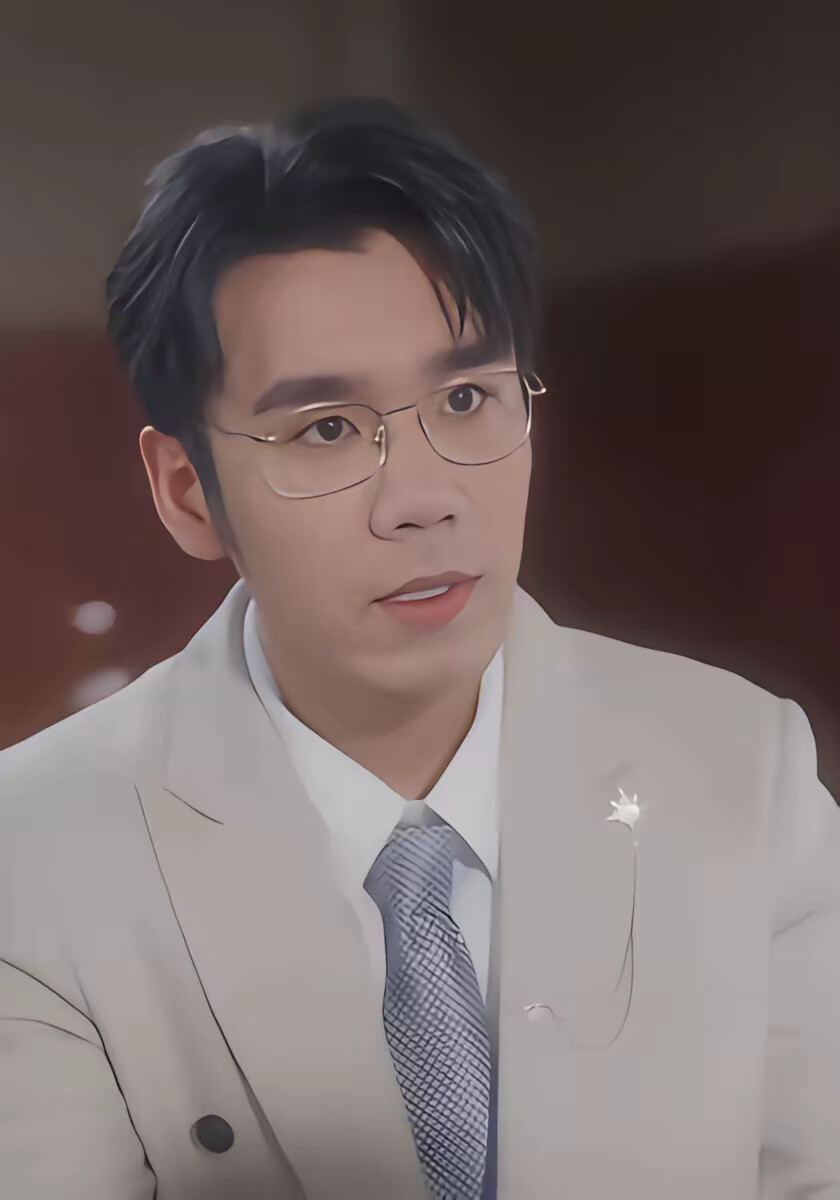 《绯色申城》剧照