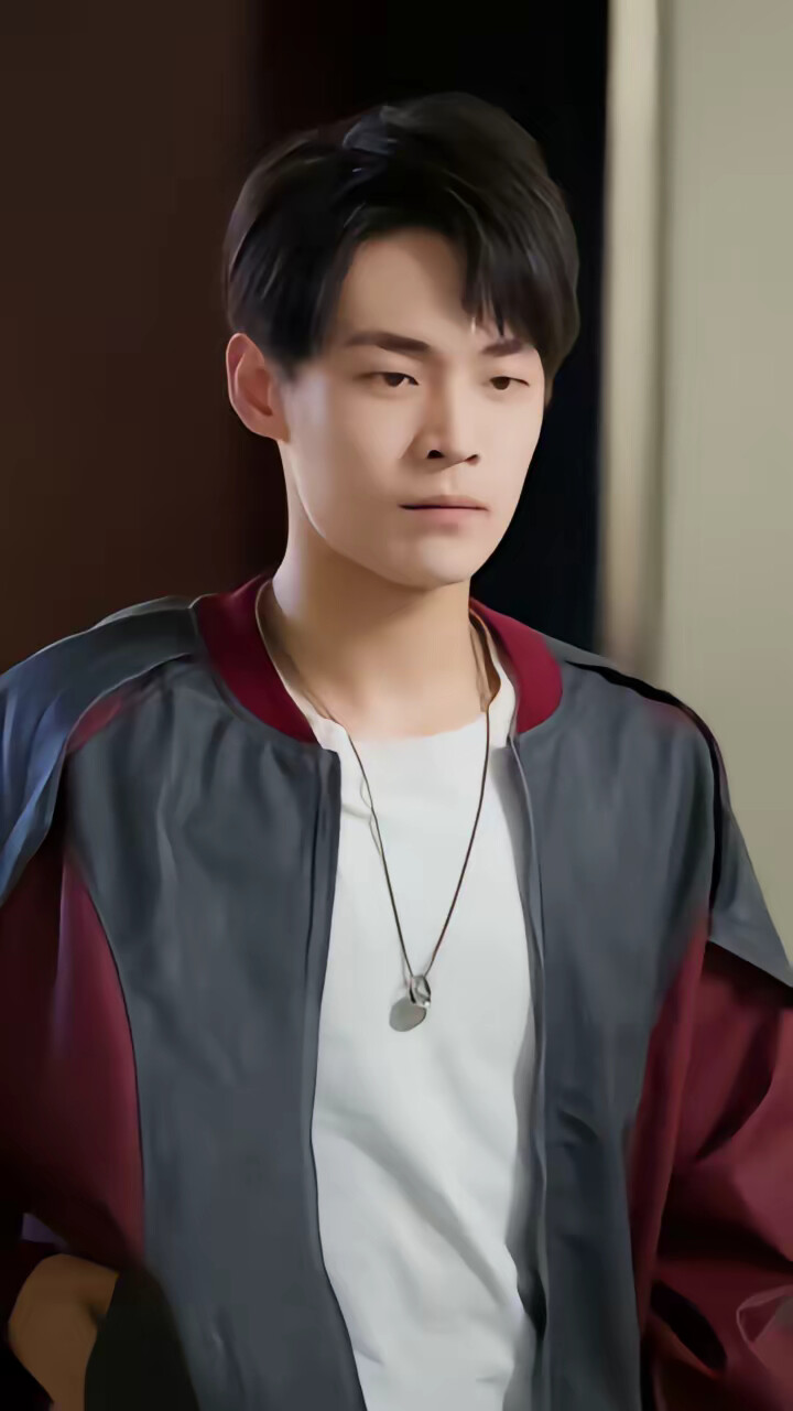 《我！家族继承人，开学追求校花》剧照