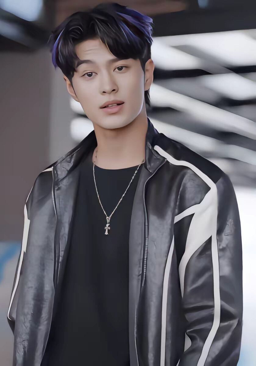 《捞个二世祖当爹养成首富》剧照