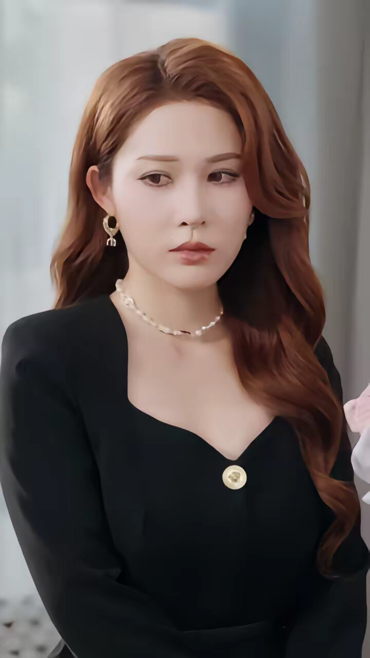 《父掌乾坤》剧照