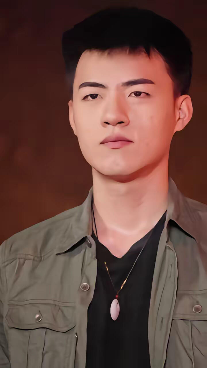 《开局一头老黄牛，咸鱼翻身逆水游》剧照