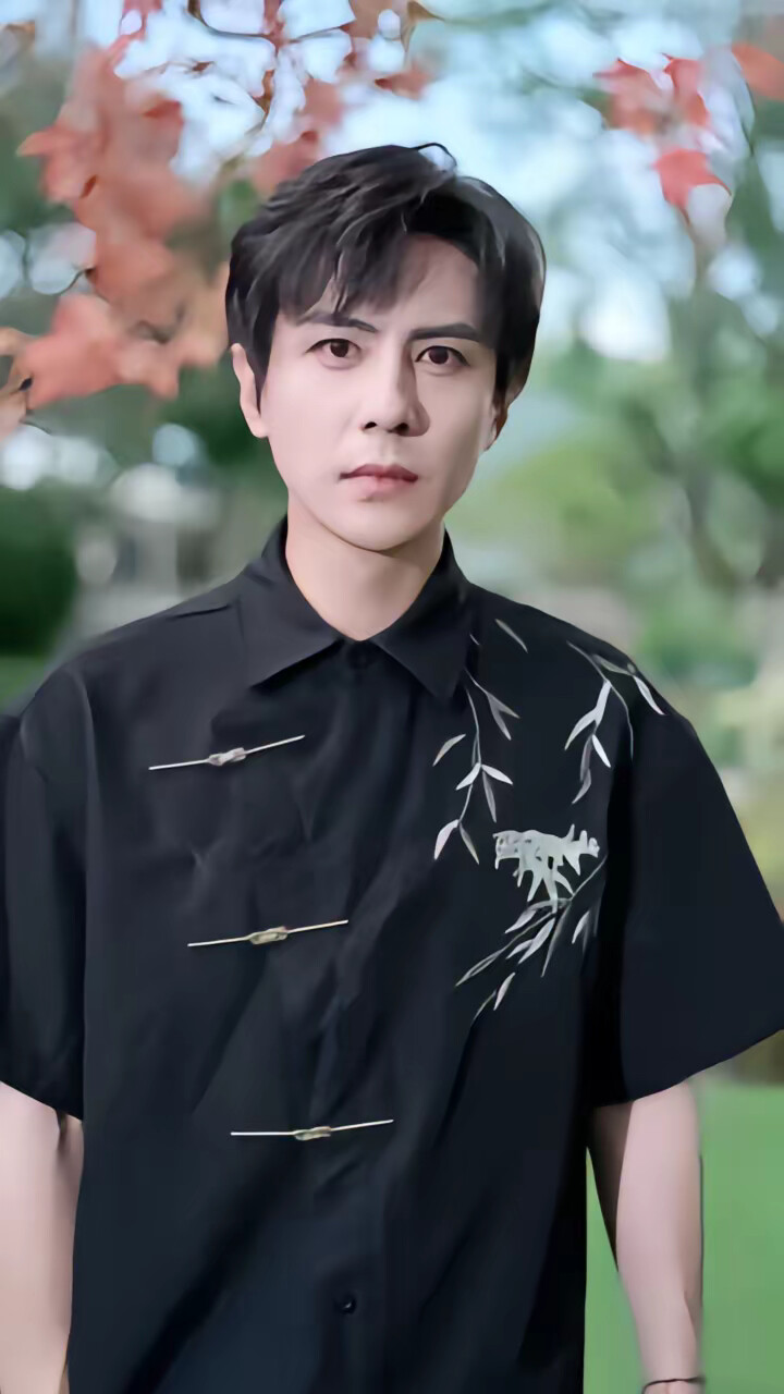 《梧烬断惊鸿》剧照