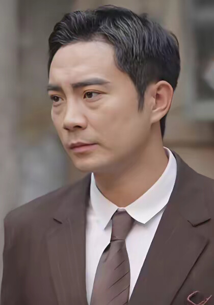 《我卖房救的他，正陪别人买豪车》剧照