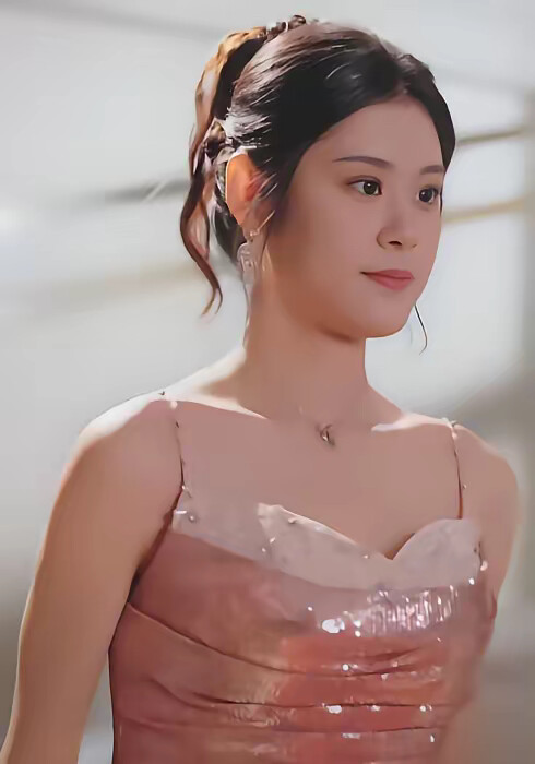 《奶团被找回，预知未来救全族》剧照